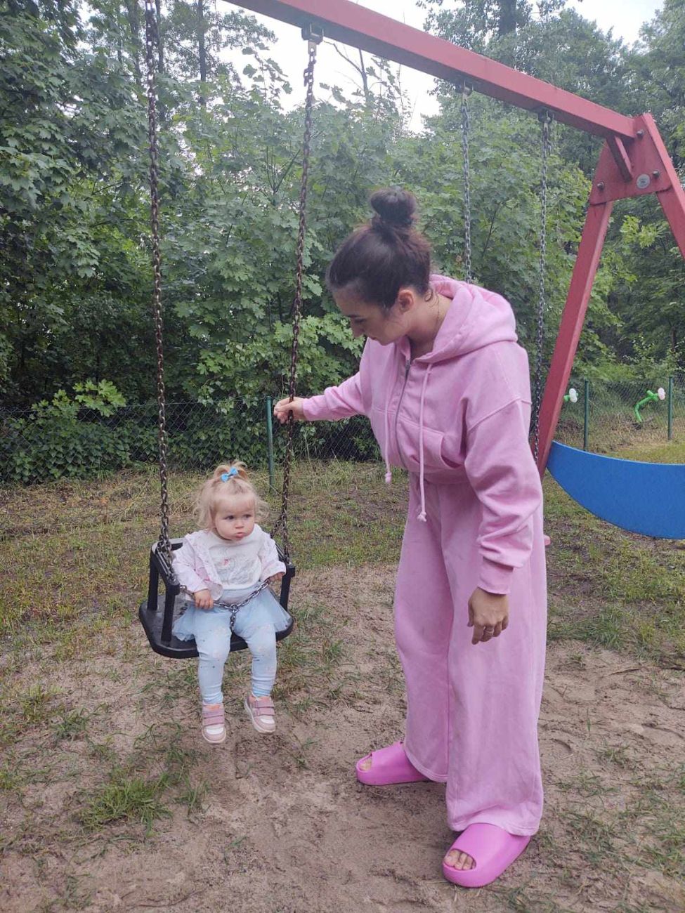 Pogoda im nie przeszkodziła. Świetna zabawa na Róży