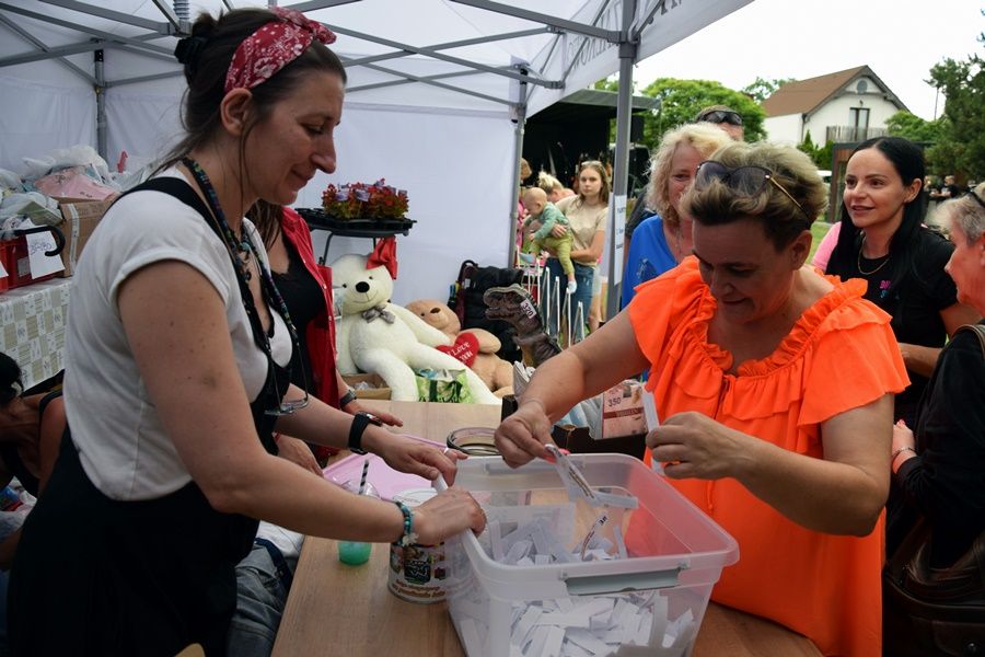 Sukces festynu na powitanie lata. Zebrali niemałe pieniądze