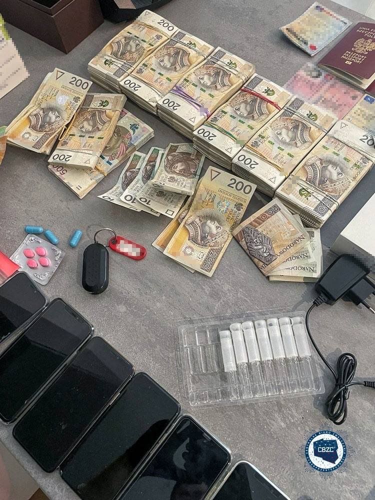 Gigantyczne uderzenie w narkobiznes. Fabryka działała pod Koninem