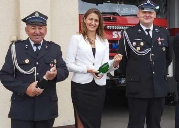 Poświęcili auto w Młodojewie