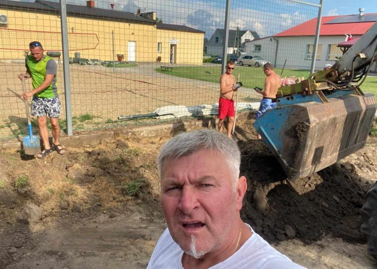 Cienin inwestuje w wiatę grillową