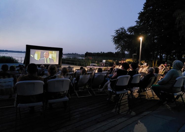 Były koncerty, teraz kino. Kolejna atrakcja na promenadzie