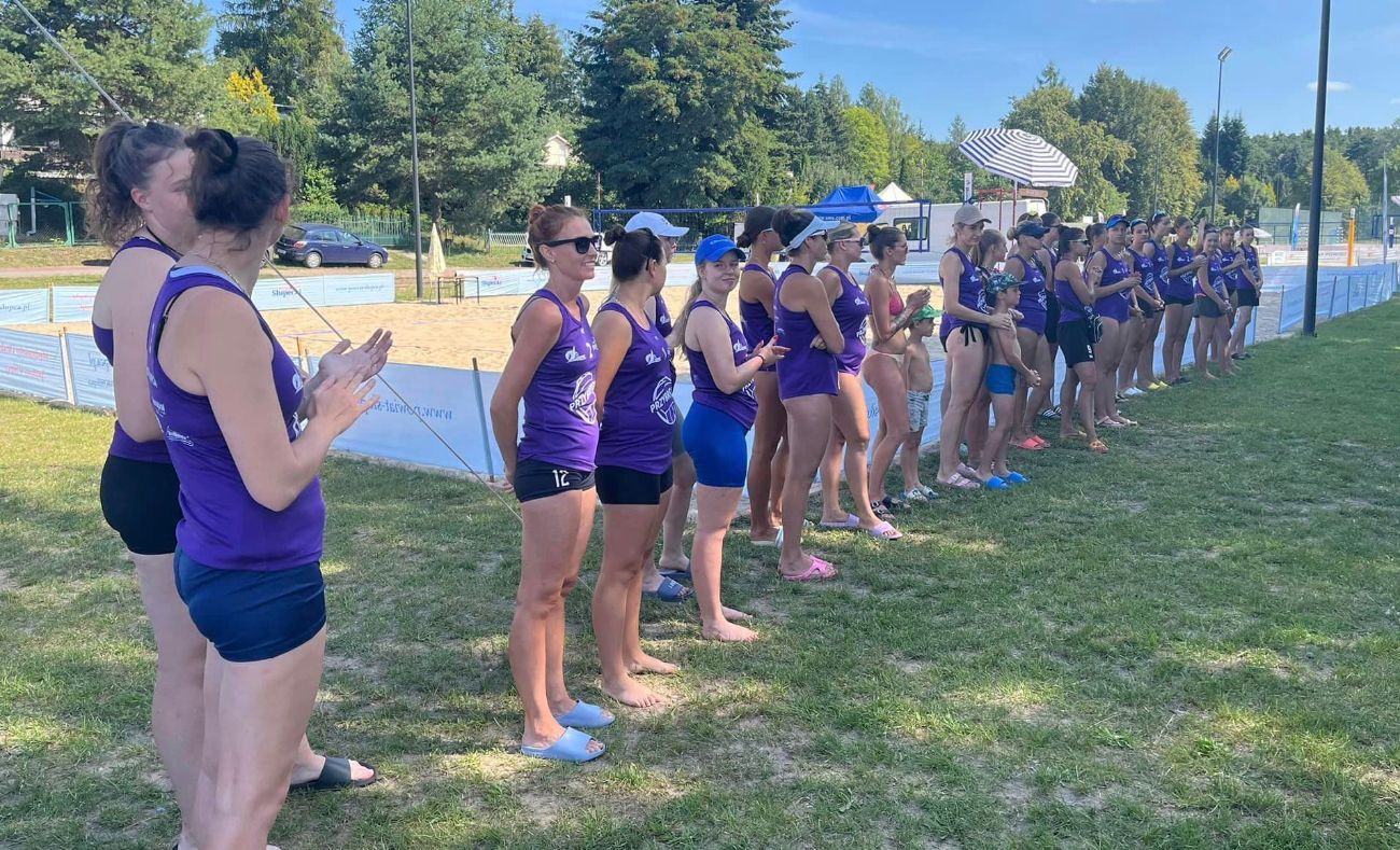 Trwa turniej w Przybrodzinie. Grają zawodnicy z całej Polski