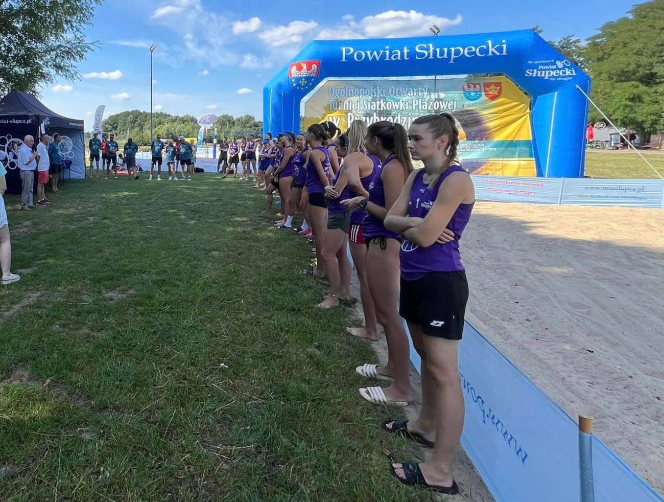 Trwa turniej w Przybrodzinie. Grają zawodnicy z całej Polski