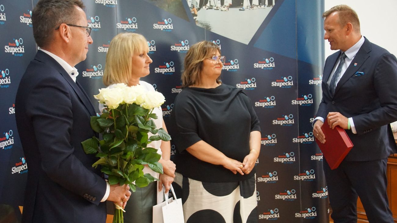 Wzruszające pożegnanie w słupeckim starostwie