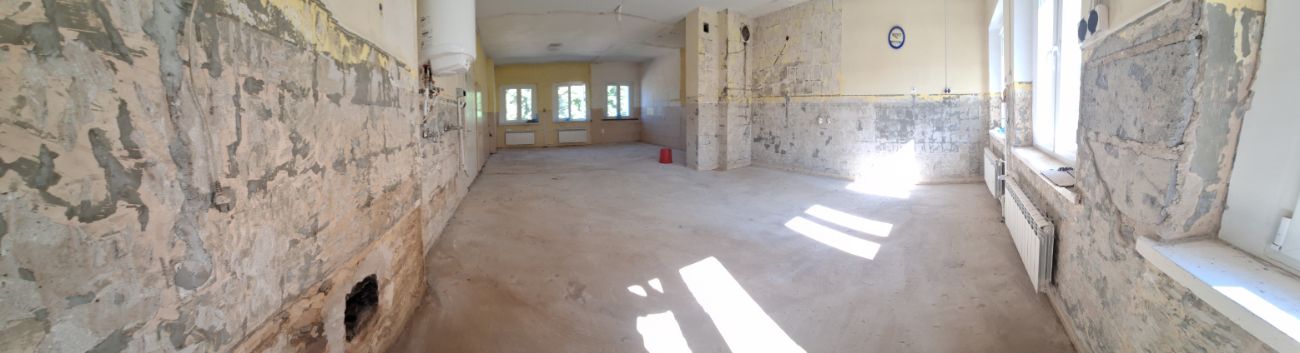 Wójt chwycił za młot. Razem z mieszkańcami robi rewolucję