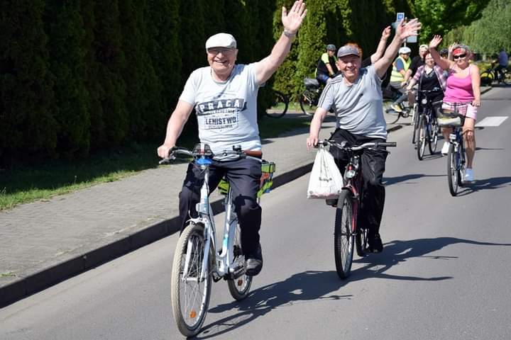 Stu rowerzystów wykręcało kilometry