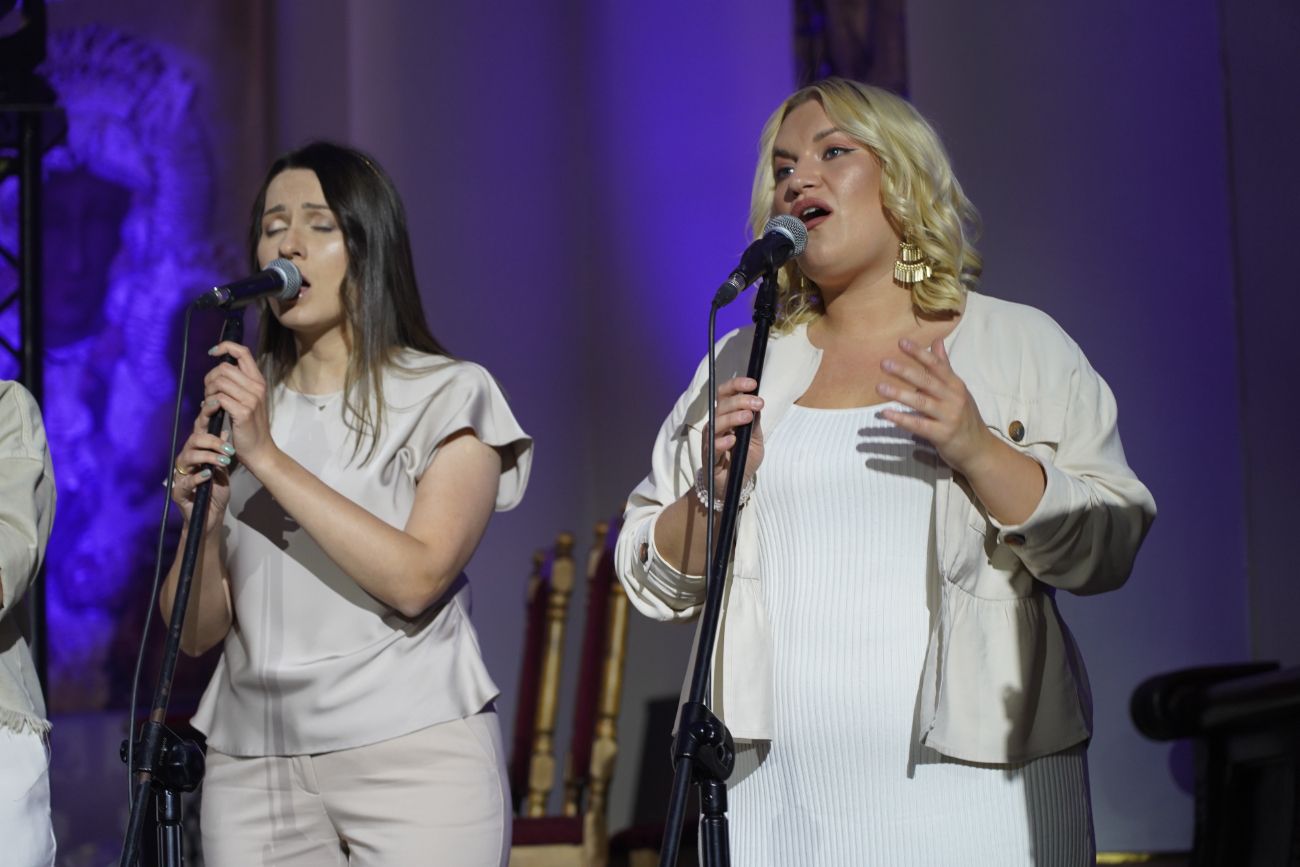 Gwiazdy wystąpiły w kościele. SMU Strzałkowo świętuje jubileusz ZDJĘCIA