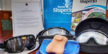 Starosta przekazał trenażer do badania jąder, alkogogle i narkogogle