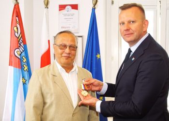 Włodzimierz Pawlak odznaczony