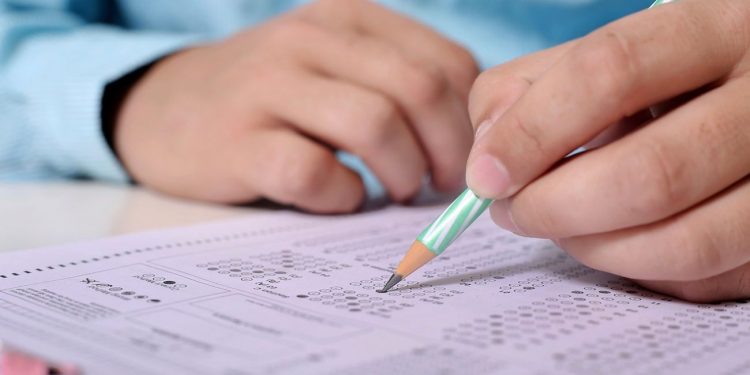 Znamy wyniki egzaminu ósmoklasisty. Sprawdź, jak wypadła Twoja szkoła