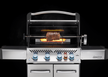 5 akcesoriów do grilla gazowego Napoleon, które musisz mieć