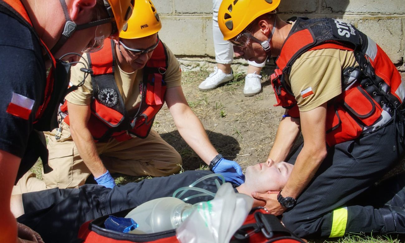 Bandycki atak, udar i śpiączka. Ratownicy w akcji