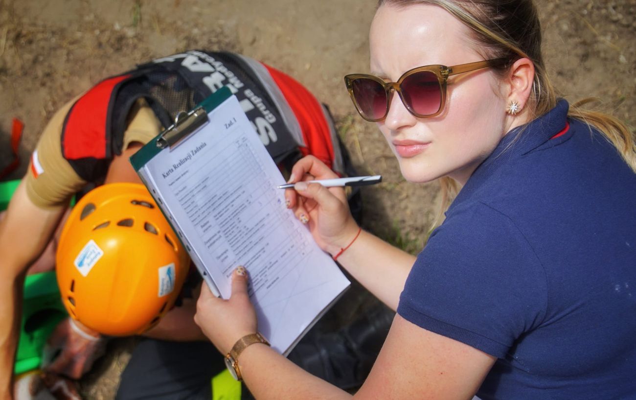 Bandycki atak, udar i śpiączka. Ratownicy w akcji