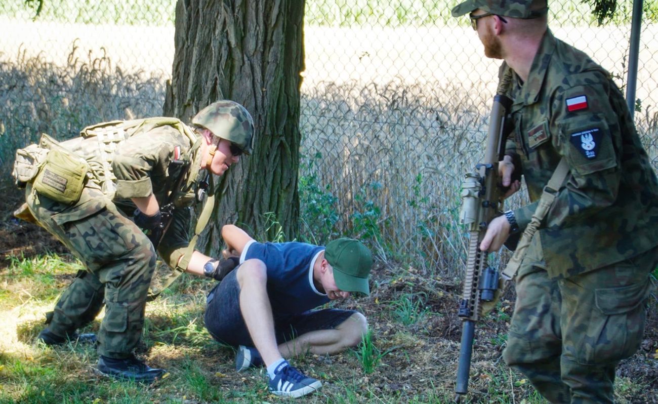 Bandycki atak, udar i śpiączka. Ratownicy w akcji