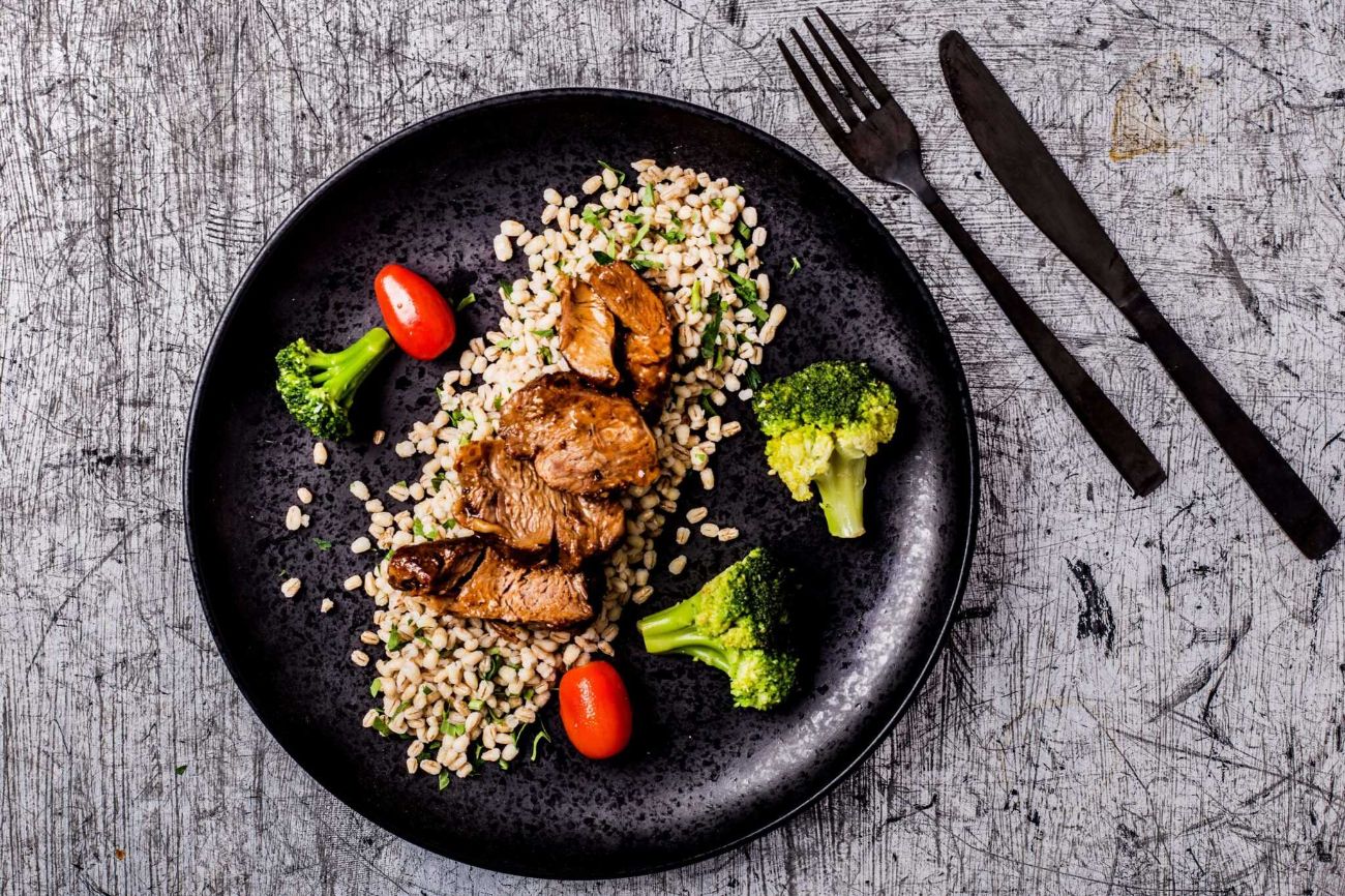 Jeśli chcesz w 2024 roku zdrowo się odżywiać musisz poznać ofertę cateringu dietetycznego LOVE Catering!