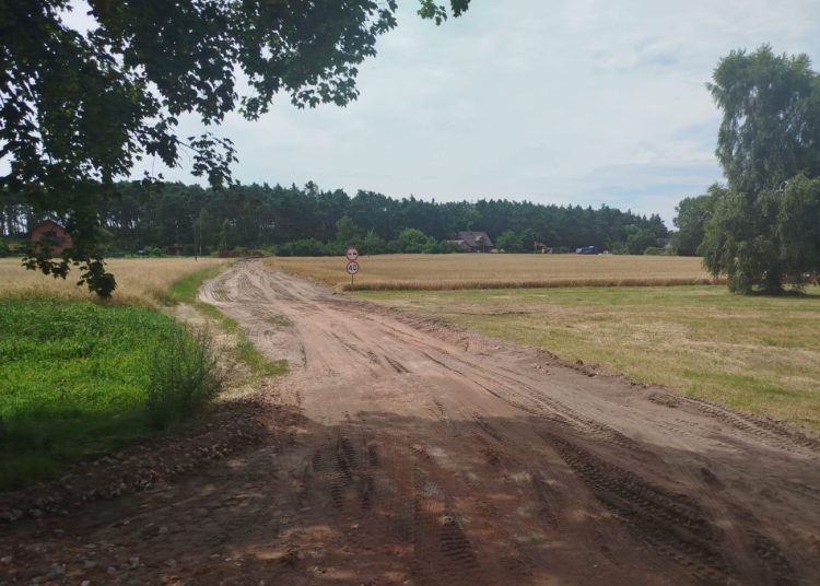 Rozpoczęli remont drogi