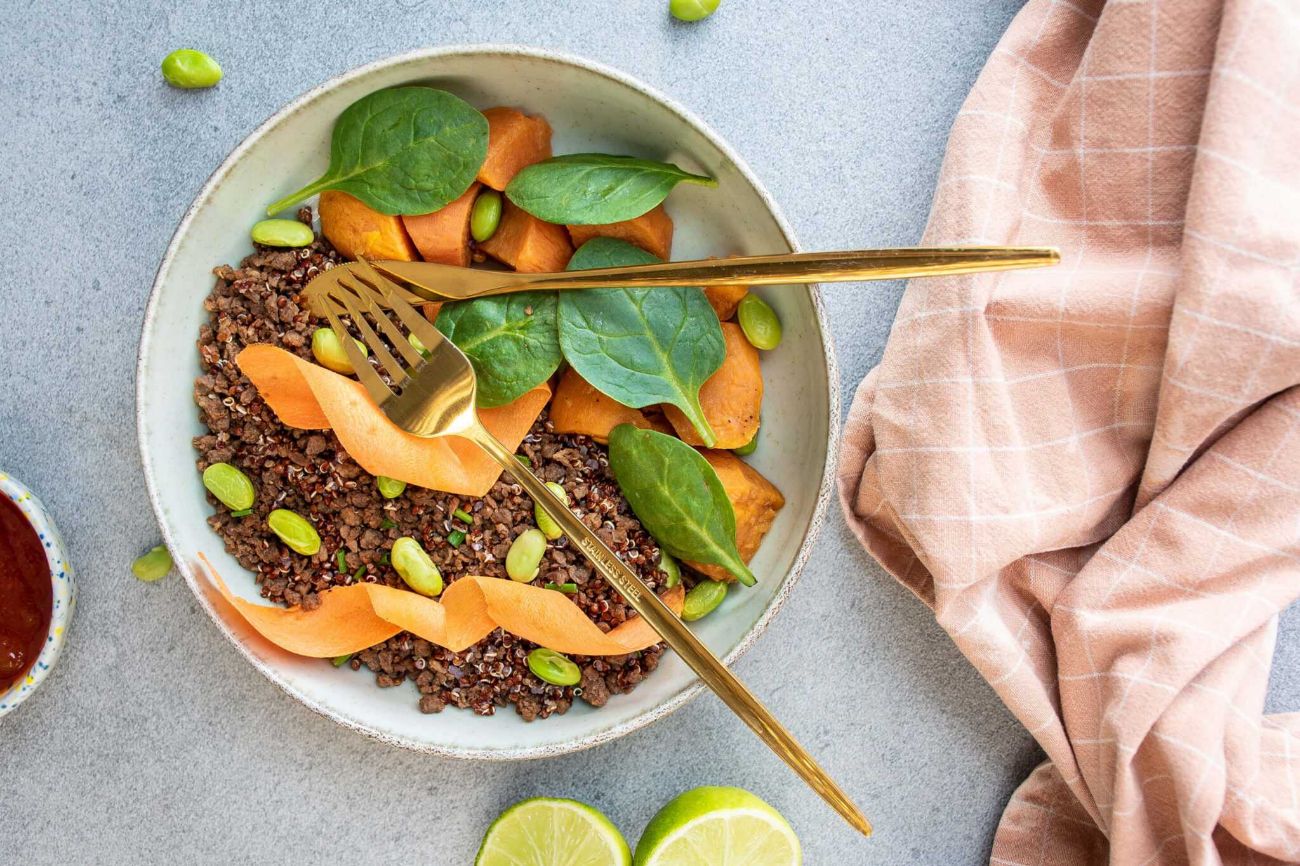 Jeśli chcesz w 2024 roku zdrowo się odżywiać musisz poznać ofertę cateringu dietetycznego LOVE Catering!