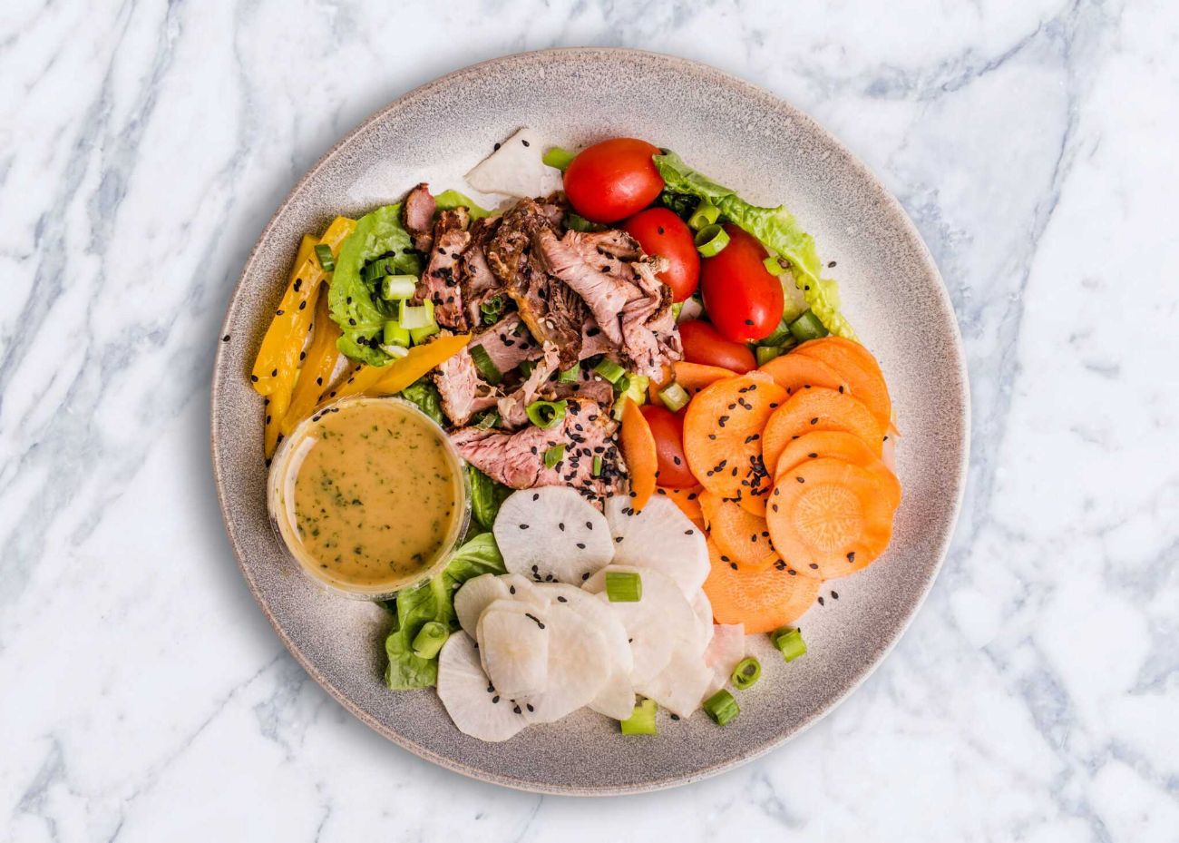 Jeśli chcesz w 2024 roku zdrowo się odżywiać musisz poznać ofertę cateringu dietetycznego LOVE Catering!