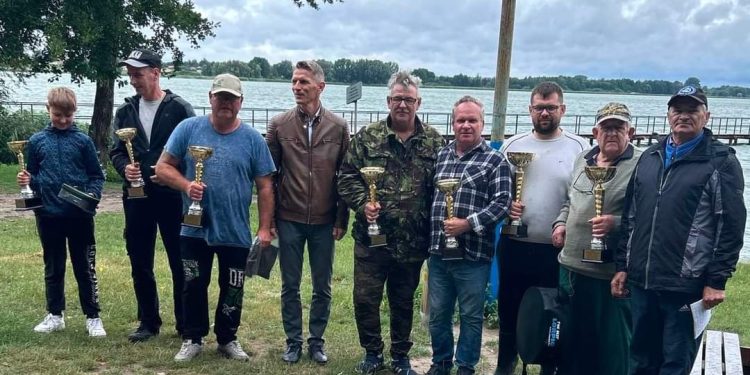 Walczyli o puchar zarządu