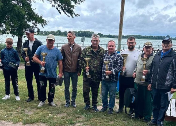 Walczyli o puchar zarządu