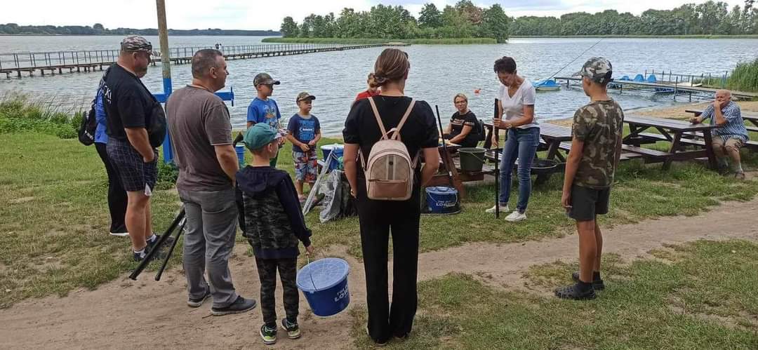 Super sprawa dla dzieci. Mogą nauczyć się wędkowania