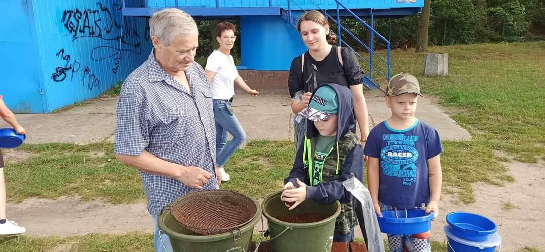 Super sprawa dla dzieci. Mogą nauczyć się wędkowania