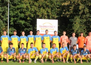 Długi weekend na trybunach