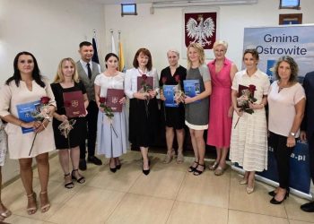 Ostrowite: Nauczycielskie awanse