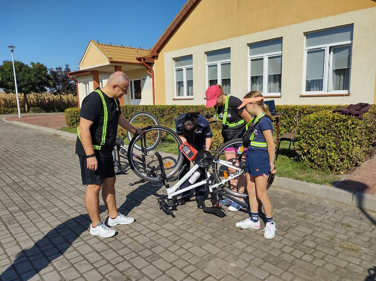 Ostrowite na rowerach. Zobacz zdjęcia