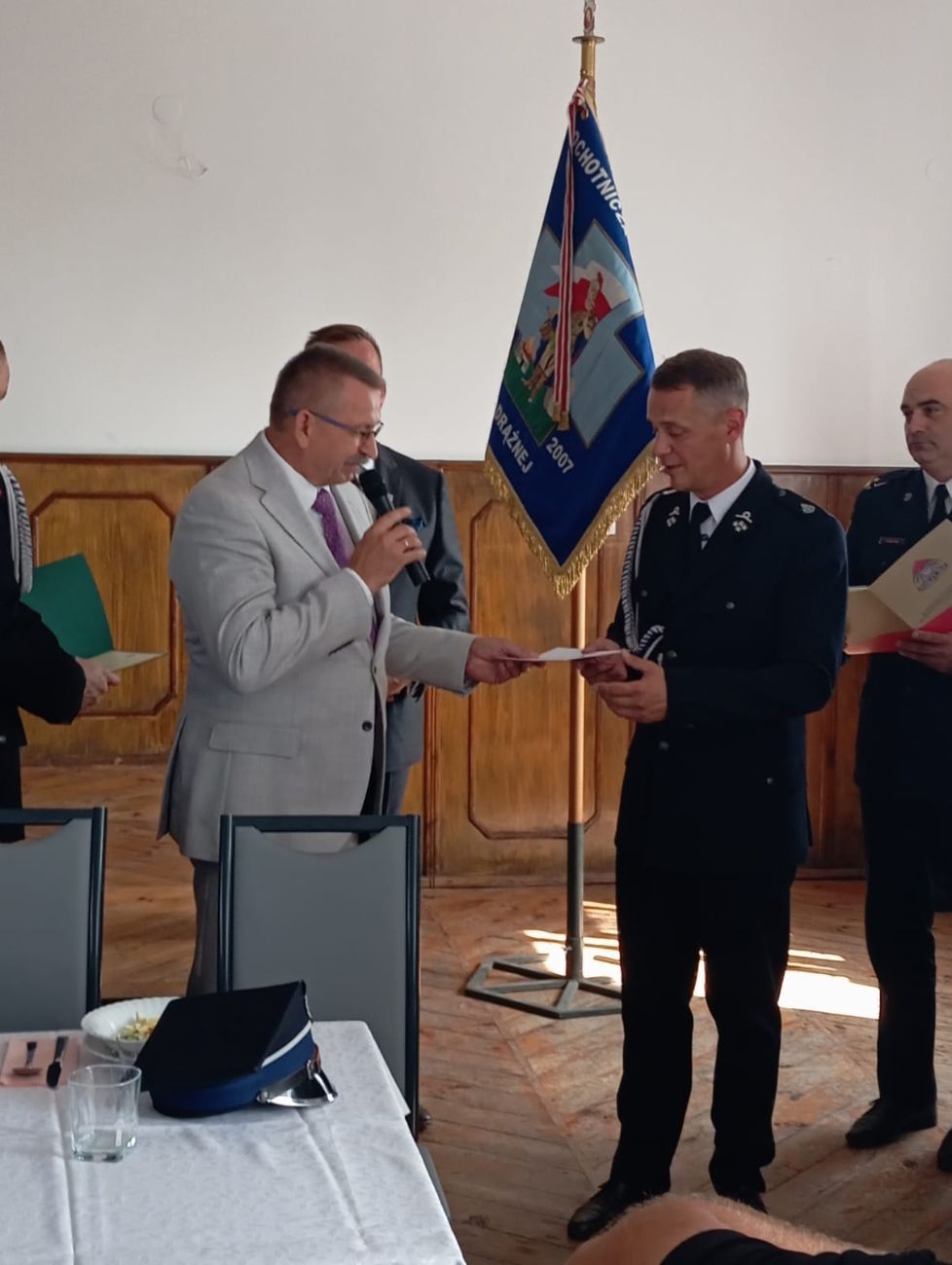 Auto dla druhów w Drążnej