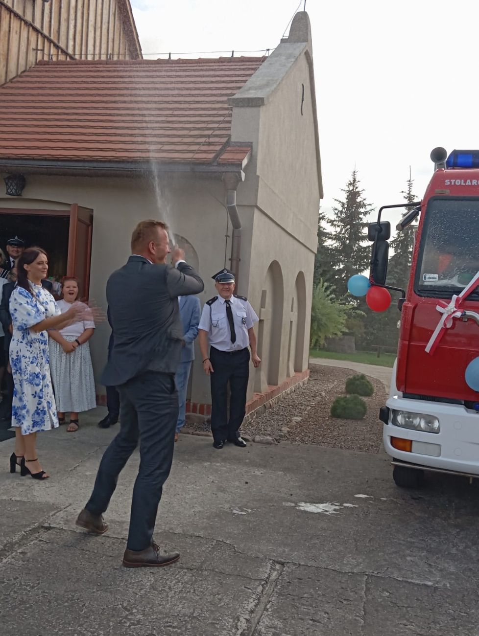 Auto dla druhów w Drążnej