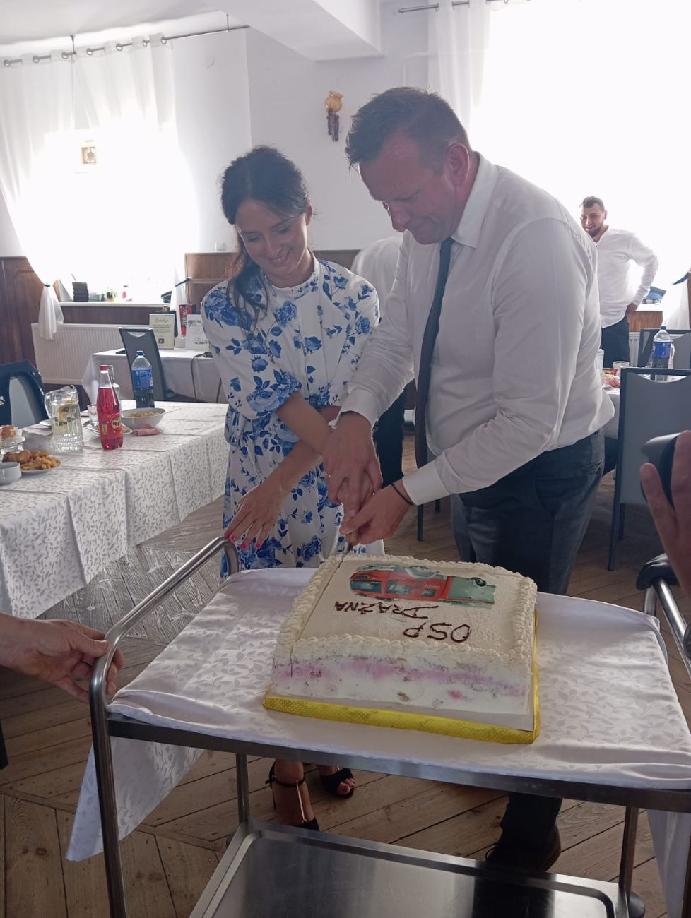 Auto dla druhów w Drążnej