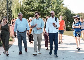 Mogli się wybrać na niezwykły spacer