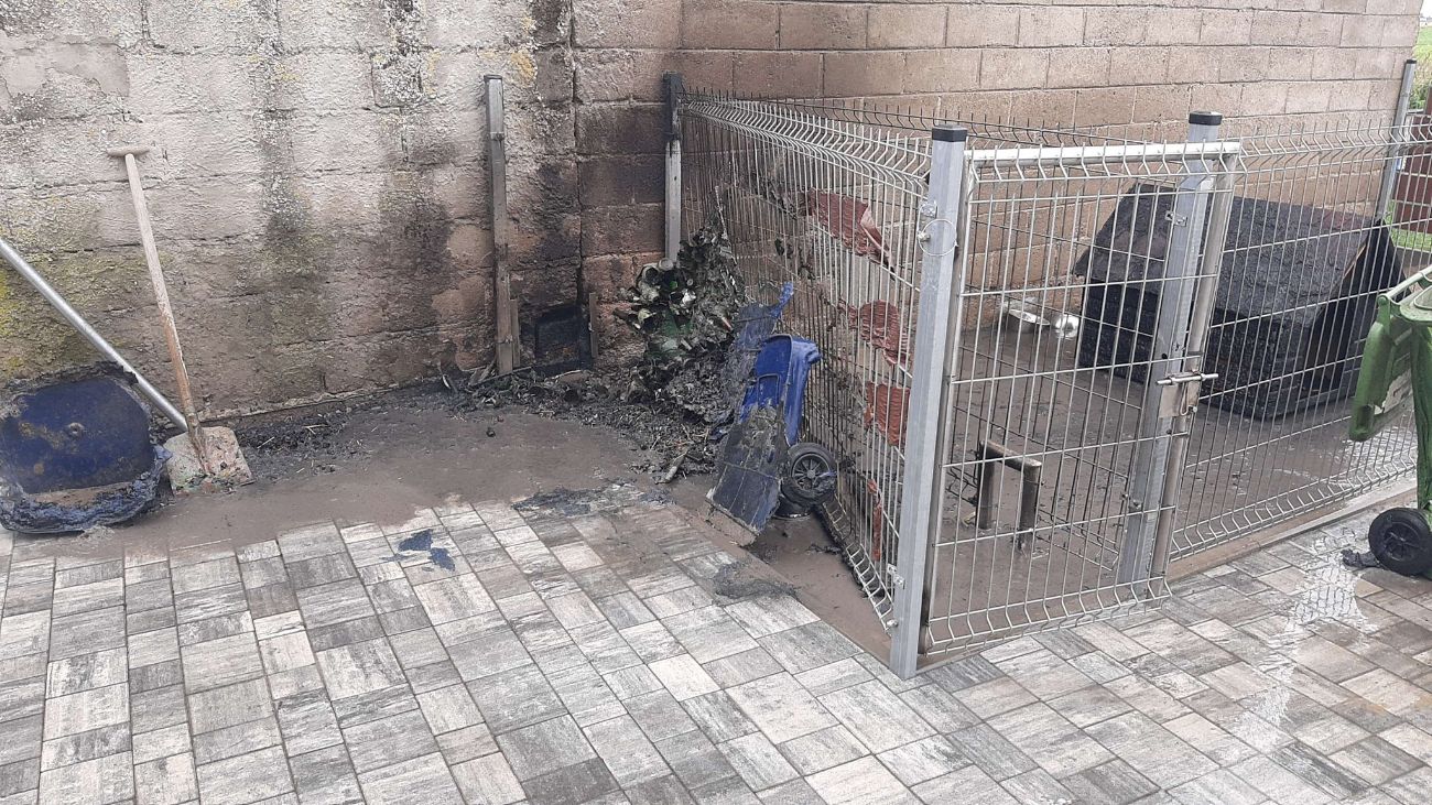 Paliły się budy dla psów