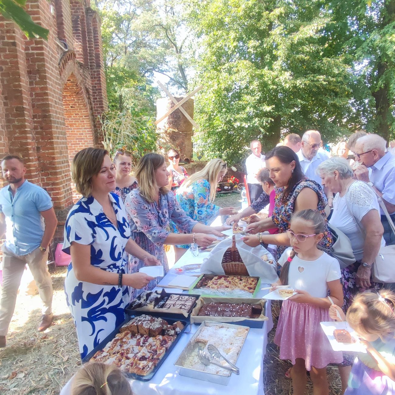 Dożynki parafialne w Kowalewie Opactwie