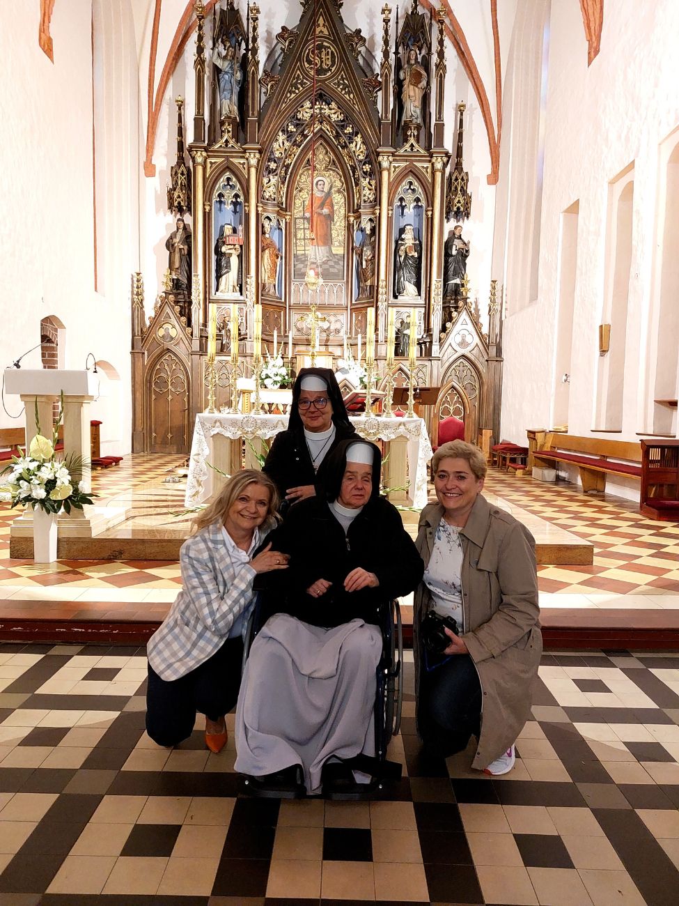 Wzruszające pożegnanie w Wawrzyńcu. Dziękowali siostrze Kordii