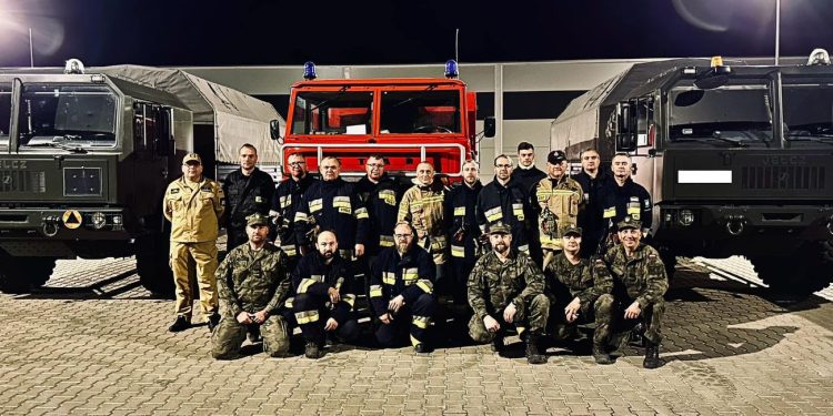 Pomagają walczyć z powodzią