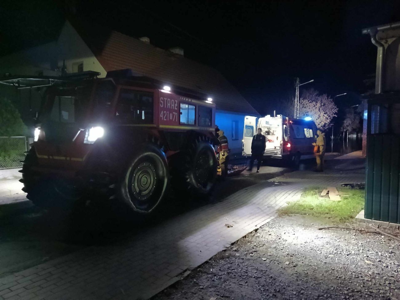 Wrócili z terenów powodziowych