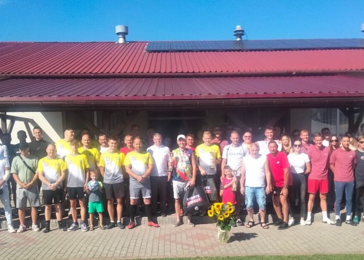 Siedemnasty zdobywca pucharu prezesa