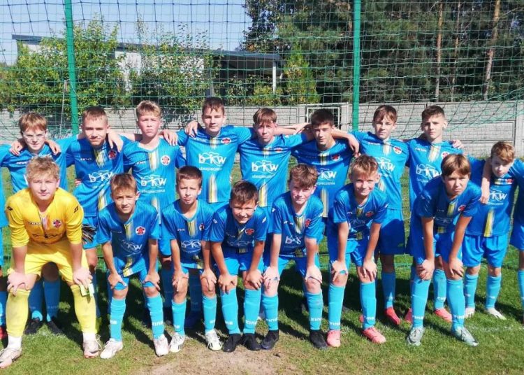 Ligowa wygrana strzałkowskich trampkarzy