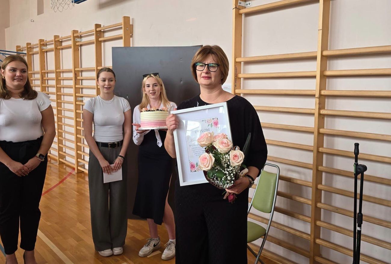 Wzruszające pożegnanie w Ekonomiku. Tak dziękowali pani dyrektor