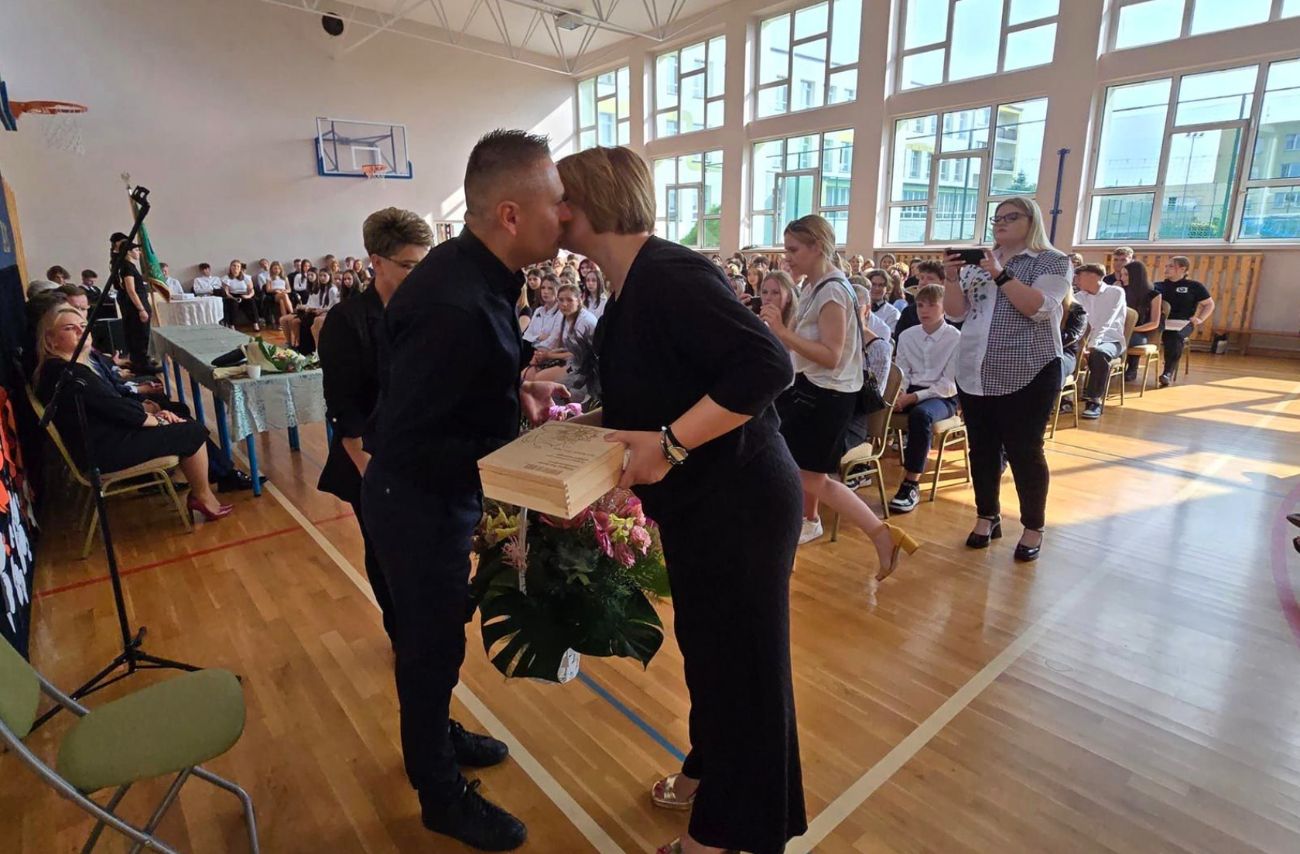 Wzruszające pożegnanie w Ekonomiku. Tak dziękowali pani dyrektor