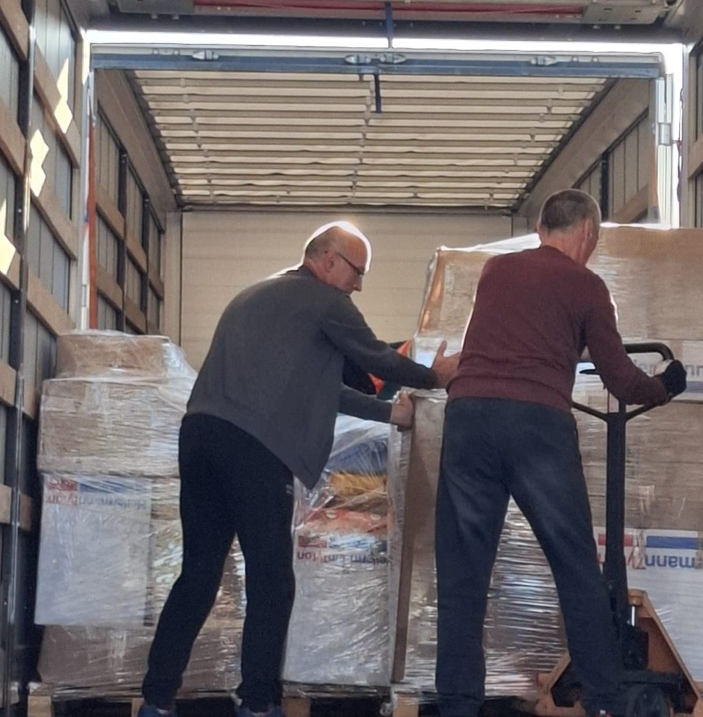 Ciężarówka z darami wyjechała dziś ze Słupcy