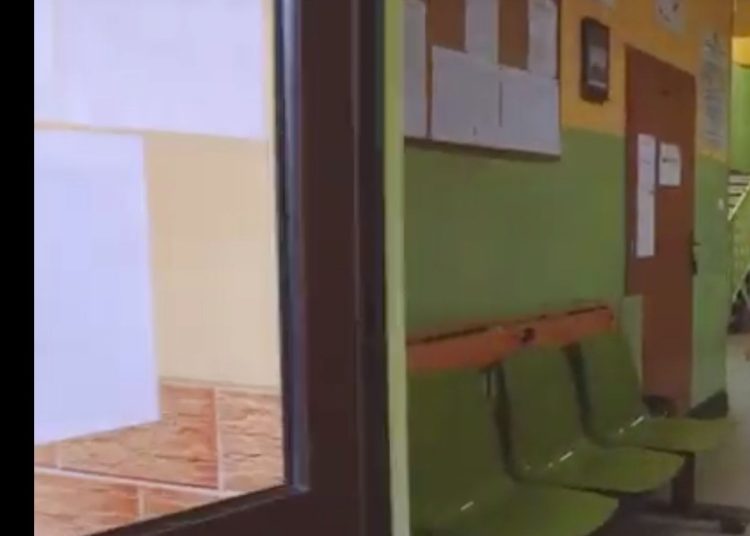 Nauczyciele dla Basi. Na wywiadówce będzie można kupić ciasto