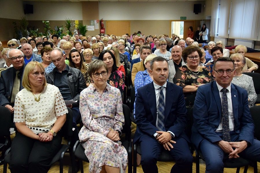 Uniwersytet znowu działa. Rozpoczął  jedenasty rok