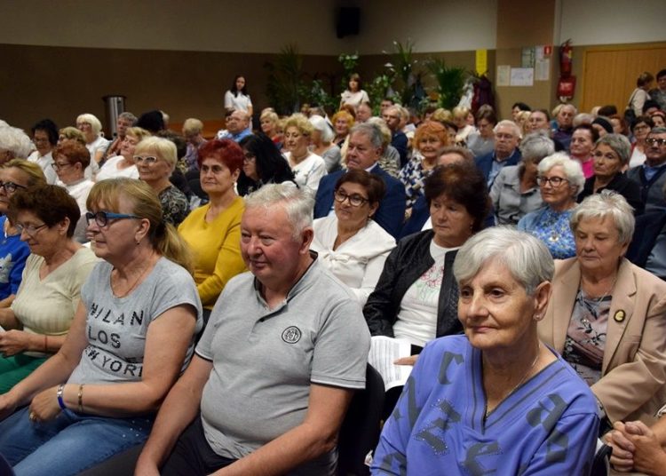 Uniwersytet znowu działa. Rozpoczął jedenasty rok