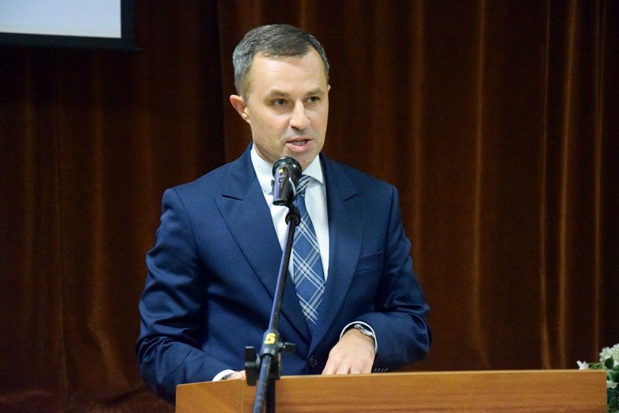 Uniwersytet znowu działa. Rozpoczął  jedenasty rok