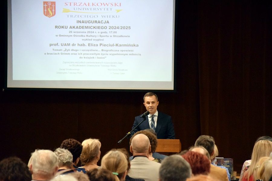 Uniwersytet znowu działa. Rozpoczął  jedenasty rok