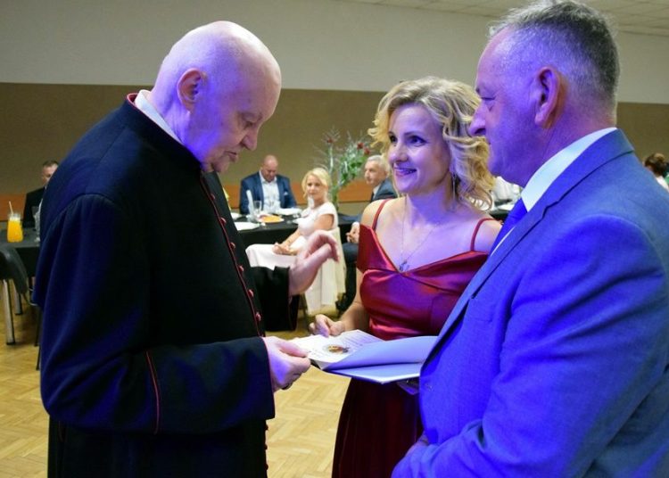 Srebrne Gody w Strzałkowie. Zobacz zdjęcia